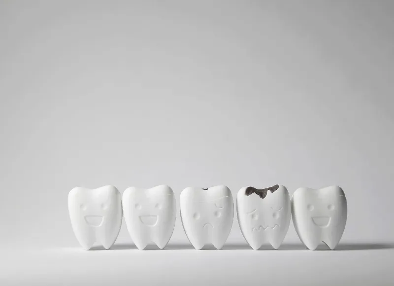 Decayed tooth among good tooth model